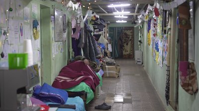 Як працюють добровольці медичного батальйону "Госпітальєри" у стабпункті на Донеччині Як працюють добровольці медичного батальйону "Госпітальєри" у стабпункті на Донеччині