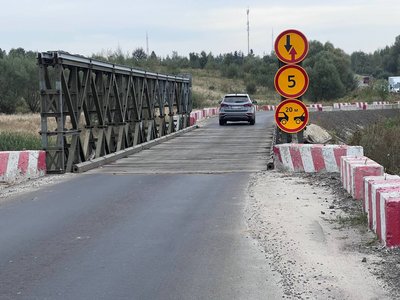 На Львівщині понад рік не можуть відремонтувати міст на трасі "Львів — Трускавець — Східниця" На Львівщині понад рік не можуть відремонтувати міст на трасі "Львів — Трускавець — Східниця"
