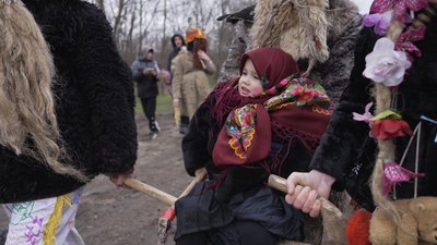 Неодружені парубки відтворюють унікальний обряд, відомий як "Цигани" Неодружені парубки відтворюють унікальний обряд, відомий як "Цигани"