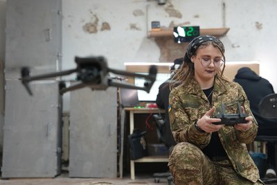 Дронщиця 13 бригади "Хартія" на позивний "Жуйка"