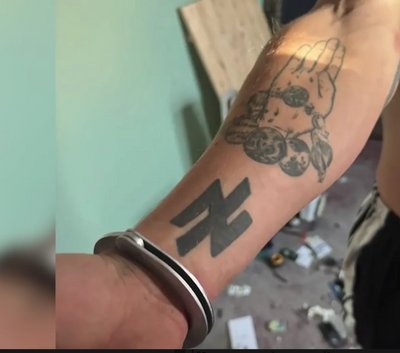 Vışıvanka, tatu ve «Azovğa qoltutuv»: işğalciler Qırım sakinini apiske aldılar Vışıvanka, tatu ve «Azovğa qoltutuv»: işğalciler Qırım sakinini apiske aldılar