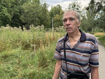 "Весь район буде в будяках": чи косять траву на прибудинкових територіях та у дворах у Полтаві "Весь район буде в будяках": чи косять траву на прибудинкових територіях та у дворах у Полтаві