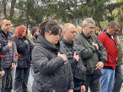 На Вінниччині відкрили меморіальну дошку Руслану Музиці На Вінниччині відкрили меморіальну дошку Руслану Музиці