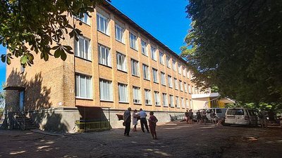 Допомагав облаштовувати укриття. У ліцеї на Кіровоградщині загинув 16-річний хлопець Допомагав облаштовувати укриття. У ліцеї на Кіровоградщині загинув 16-річний хлопець