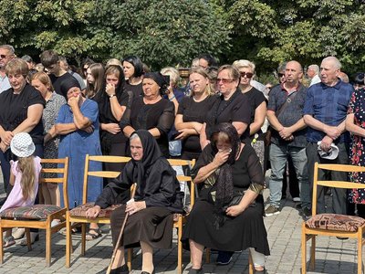 Отинія, ІФ, пам'ятні банери, полеглі, бійці Отинія, ІФ, пам'ятні банери, полеглі, бійці