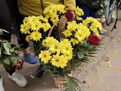 "Ще б 20 хвилин - і пішла б додому”. У Сумах попрощалися із медсестрою, яка загинула внаслідок обстрілу лікарні "Ще б 20 хвилин - і пішла б додому”. У Сумах попрощалися із медсестрою, яка загинула внаслідок обстрілу лікарні
