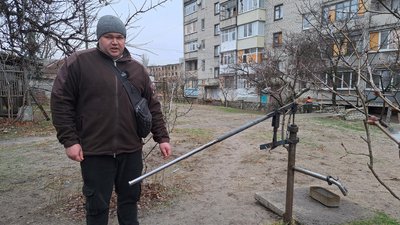 Лиман Донецька область керівник КП "Лиманська служба єдиного замовника" Андрій Медінцев Лиман Донецька область керівник КП "Лиманська служба єдиного замовника" Андрій Медінцев