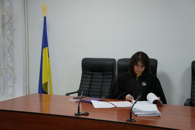 Суд справі смертельної бійки в сумському ТЦК: долучали письмові докази Суд справі смертельної бійки в сумському ТЦК: долучали письмові докази