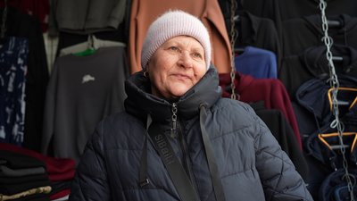 Херсон, ринок, продавчиня, Валентина Черкасова Херсон, ринок, продавчиня, Валентина Черкасова