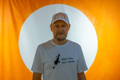 "Сонце сходить на заході": якою є виставка мистецтва в Палаці культури металургів у Кривому Розі