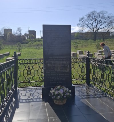 Невідомі кладовища Одещини — історичні відповіді на питання: чи жили тут козаки? Невідомі кладовища Одещини — історичні відповіді на питання: чи жили тут козаки?
