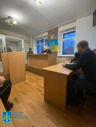 В Одесі засудили кінолога, який у колонії працював на РФ В Одесі засудили кінолога, який у колонії працював на РФ