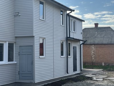У Полтаві відкрили модульний будинок для переселенців: кому доступне житло У Полтаві відкрили модульний будинок для переселенців: кому доступне житло