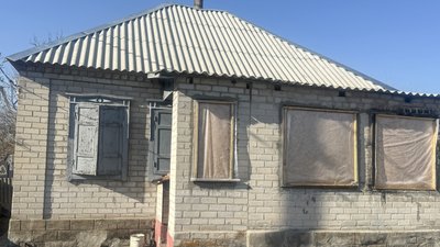 Пошкоджений пожежею будинок селище Ярова Лиманська громада Донецька область 7 березня 2025 рік Пошкоджений пожежею будинок селище Ярова Лиманська громада Донецька область 7 березня 2025 рік