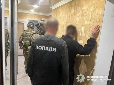На Вінниччині викрили два шахрайські кол-центри: працювали під виглядом банків та сайтів знайомств