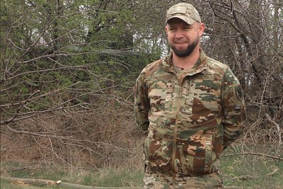 Зеленський вручив сертифікат на квартиру прикордоннику Луганського загону Зеленський вручив сертифікат на квартиру прикордоннику Луганського загону