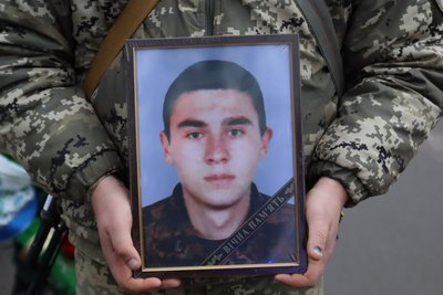 Охтирчани попрощалися з розвідником Олегом Тараном Охтирчани попрощалися з розвідником Олегом Тараном