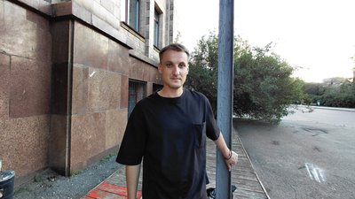 Художник Михайло Алєксєєнко Художник Михайло Алєксєєнко