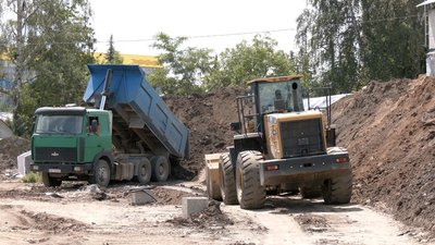 Облаштовують вентиляційні камери й автономну систему освітлення: у Вінниці триває будівництво протирадіаційних укриттів Облаштовують вентиляційні камери й автономну систему освітлення: у Вінниці триває будівництво протирадіаційних укриттів