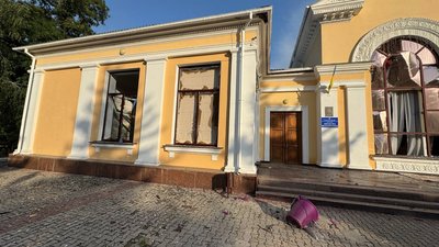 Ремонт обласної філармонії: у Кропивницькому організовуватимуть благодійні концерти Ремонт обласної філармонії: у Кропивницькому організовуватимуть благодійні концерти