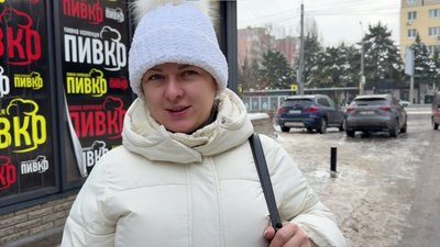 "Ідеш – дуже слизько". Дніпро бореться з ожеледецею "Ідеш – дуже слизько". Дніпро бореться з ожеледецею