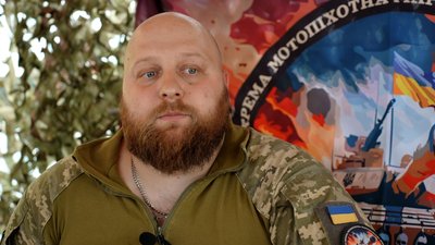 Військовослужбовець танкового батальйону 56 ОМПБр Олесь Донецька область Військовослужбовець танкового батальйону 56 ОМПБр Олесь Донецька область