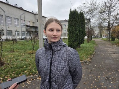 "Привчаємо до культури сортування сміття": у ліцеї №24 Житомира встановили сортувальні баки "Привчаємо до культури сортування сміття": у ліцеї №24 Житомира встановили сортувальні баки