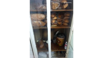 Неправильно зберігають продукти: у Коропській школі на Чернігівщині виявили недоліки Неправильно зберігають продукти: у Коропській школі на Чернігівщині виявили недоліки