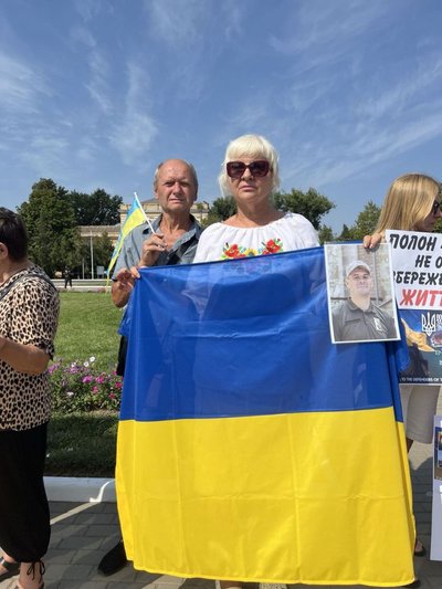 Схуд на понад 20 кг і має уламки в нозі: історія звільненого з полону захисника з Ізмаїла Схуд на понад 20 кг і має уламки в нозі: історія звільненого з полону захисника з Ізмаїла