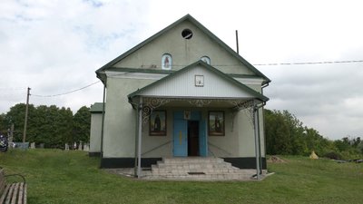 Обікрали храм на Рівненщині: що розповів священник та родичка ймовірного крадія Обікрали храм на Рівненщині: що розповів священник та родичка ймовірного крадія