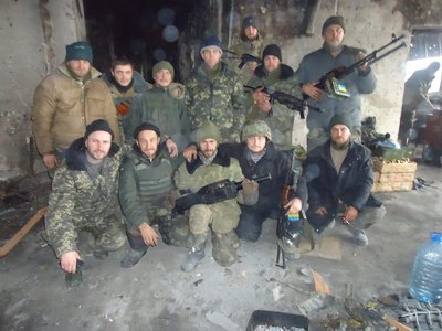 "Тільки добровольці йшли туди": спогади про оборонців Донецького аеропорту з Вінниччини "Тільки добровольці йшли туди": спогади про оборонців Донецького аеропорту з Вінниччини