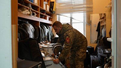 Музиканти, інструменти Музиканти, інструменти