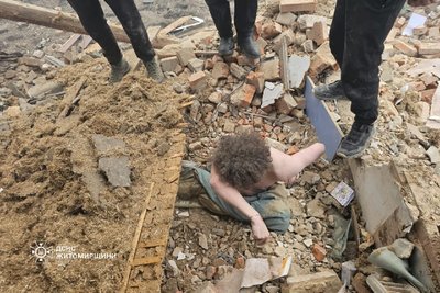 Російські війська завдали ракетно-дронового удару по Коростеню на Житомирщині: є загибла Російські війська завдали ракетно-дронового удару по Коростеню на Житомирщині: є загибла