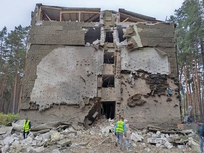 "Дивом вцілили": очевидці ракетного удару в Сумах про російську атаку "Дивом вцілили": очевидці ракетного удару в Сумах про російську атаку