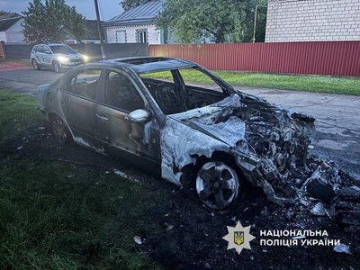На Уманщині горіла автівка місцевої жительки На Уманщині горіла автівка місцевої жительки