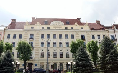 Від мінної безпеки до керування безпілотниками: як в університетах Чернівців викладатимуть «Основи нацспротиву» Від мінної безпеки до керування безпілотниками: як в університетах Чернівців викладатимуть «Основи нацспротиву»