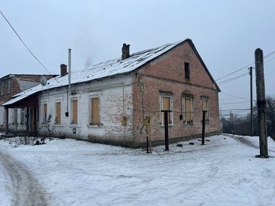 "Провалюється все": як зимують мешканці будинків у Золотоноші на Черкащині через місяць після атаки "Провалюється все": як зимують мешканці будинків у Золотоноші на Черкащині через місяць після атаки