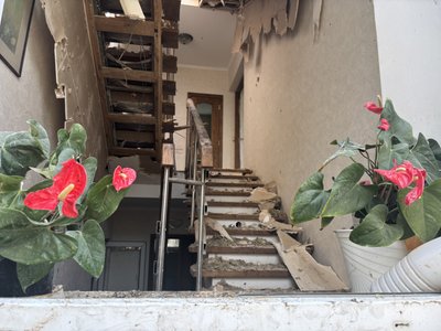 "Вікна посипалися, ноги отерпли": жителі Сум про ранковий обстріл "Вікна посипалися, ноги отерпли": жителі Сум про ранковий обстріл