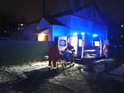 У місті на Волині сталася пожежа в квартирі: з будинку евакуювали 15 людей У місті на Волині сталася пожежа в квартирі: з будинку евакуювали 15 людей