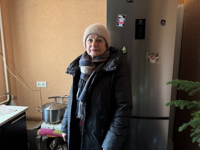 Під'їзд демонтували, газу нема. Як живуть мешканці будинку в Кривому Розі, куди торік у Святвечір влучила ракета РФ Під'їзд демонтували, газу нема. Як живуть мешканці будинку в Кривому Розі, куди торік у Святвечір влучила ракета РФ
