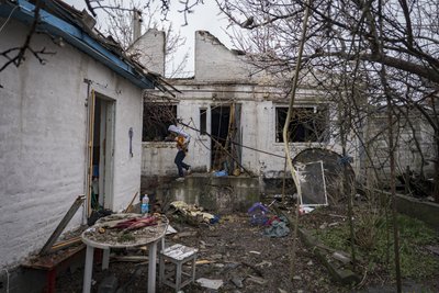 У Дніпрі подружжя викладачів втратило домівку після масованої атаки дронами РФ У Дніпрі подружжя викладачів втратило домівку після масованої атаки дронами РФ