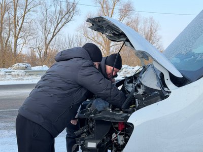 Евакуація під ударом: як “Білі янголи” рятували людей після атаки дрона Евакуація під ударом: як “Білі янголи” рятували людей після атаки дрона
