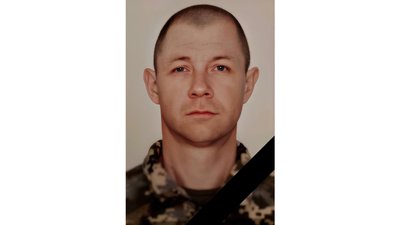 На Чернігівщині поховали трьох захисників: Сергія Єрмоленка, Костянтина Ситника та Геннадія Кадігроба