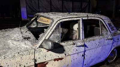 Авто у Шевченківському районі побите КАБ Авто у Шевченківському районі побите КАБ