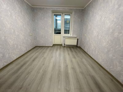 У Тростянці відбудовують багатоповерхівку після обстрілів з танків у 2022 У Тростянці відбудовують багатоповерхівку після обстрілів з танків у 2022