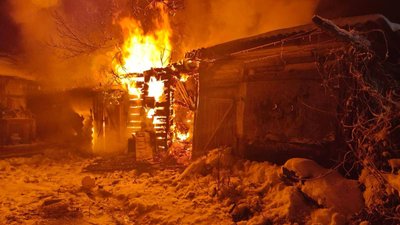 Наслідки нічної атаки на Київщину: постраждали три районі області Наслідки нічної атаки на Київщину: постраждали три районі області
