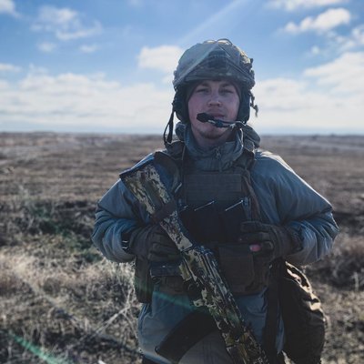 "Ми чекали на тіло Дениса 106 днів". Історія загиблого бійця, оборонця Маріуполя