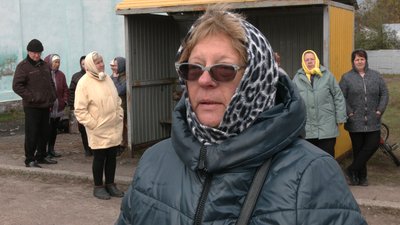 Йшла пішки 11 км, щоб поїхати до лікарні: чому село Ловинь на Чернігівщині залишилось без автобусного сполучення Йшла пішки 11 км, щоб поїхати до лікарні: чому село Ловинь на Чернігівщині залишилось без автобусного сполучення