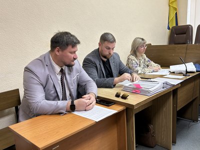"Було сонячно і тепло": у Кременчуці допитали свідків загибелі дівчинки в дитсадку №19 "Було сонячно і тепло": у Кременчуці допитали свідків загибелі дівчинки в дитсадку №19