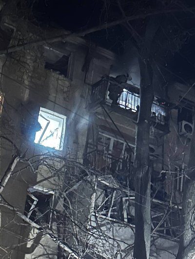 В Одесі дрон влучив у пологовий будинок і житлові будинки: є поранені